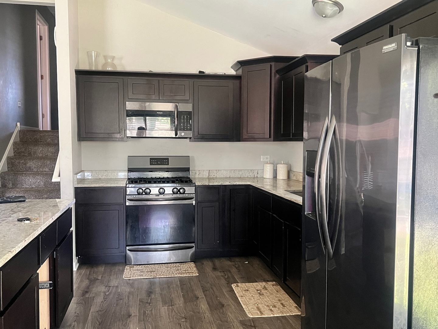 14528 Kolin Avenue, Midlothian, IL 60445