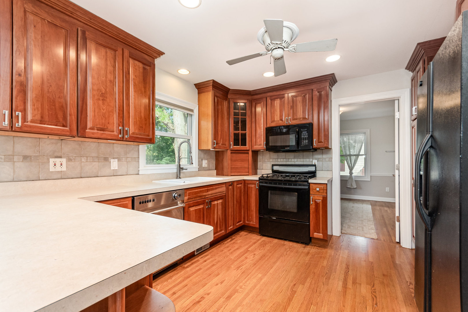 1335 Chillem Drive, Batavia, IL 60510