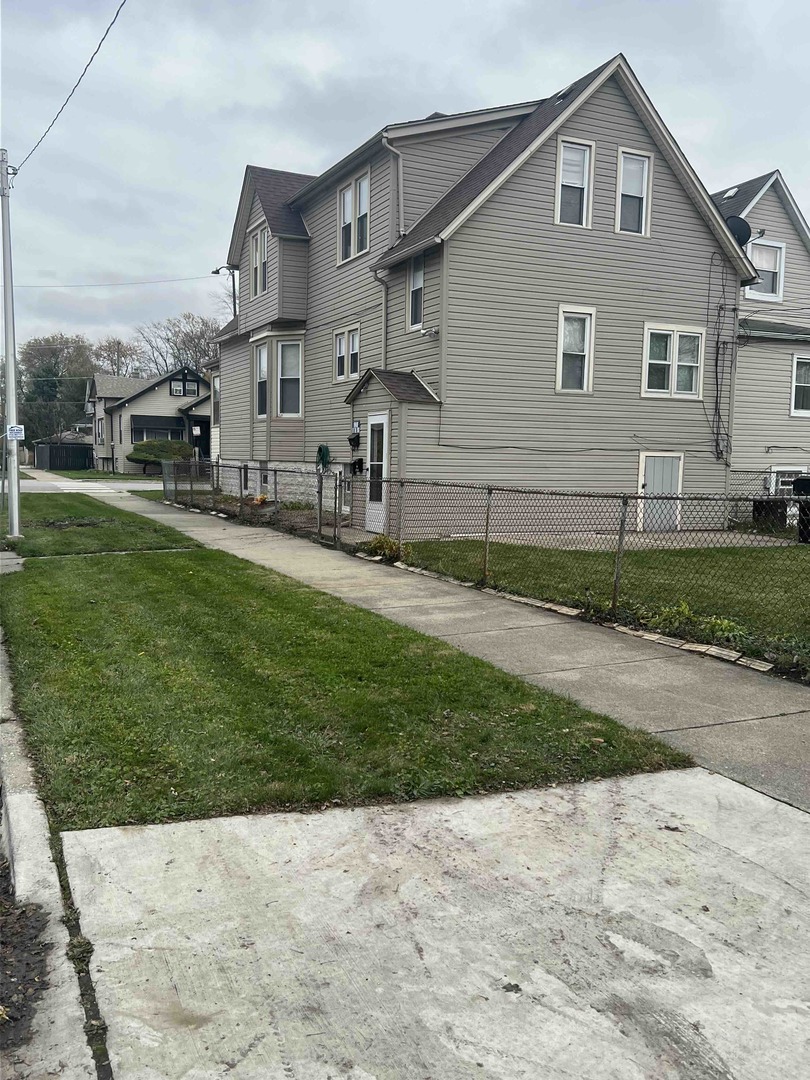 10434 S Wentworth Avenue #2, Chicago, IL 60628