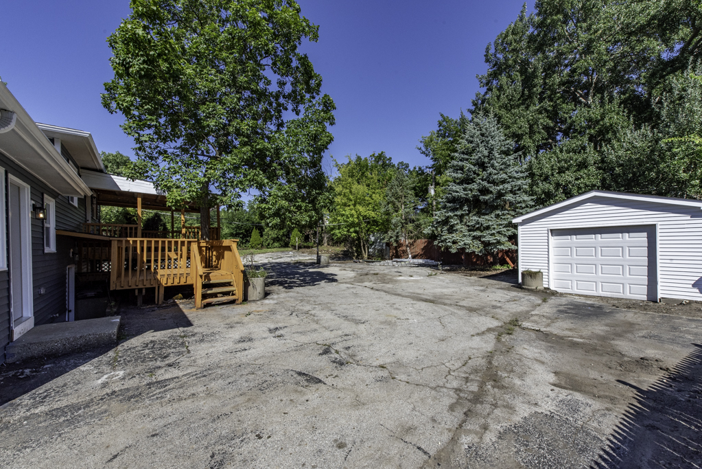 2812 20th Street, North Chicago, IL 60064