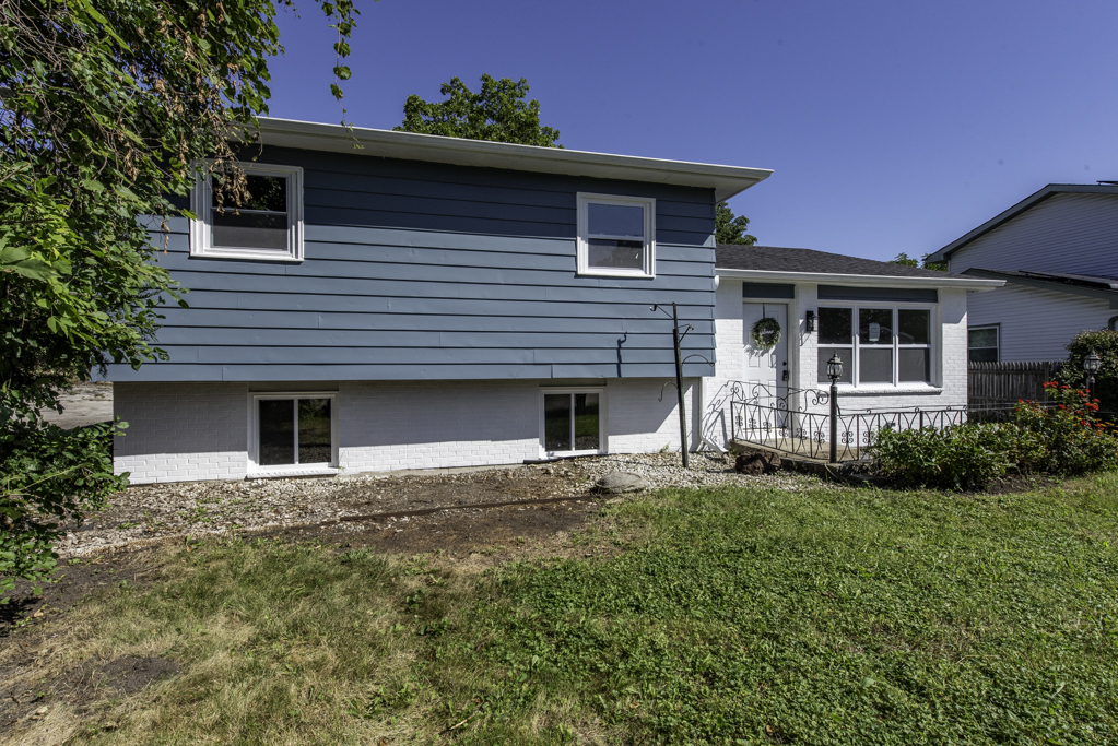 2812 20th Street, North Chicago, IL 60064