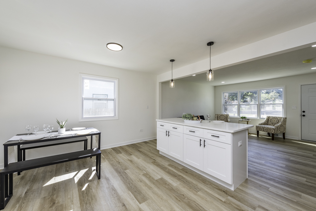 2812 20th Street, North Chicago, IL 60064