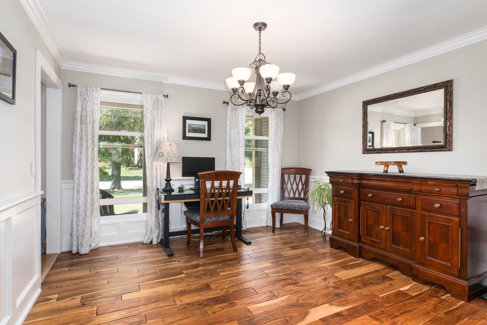 1641 Churchill Road, Schaumburg, IL 60195