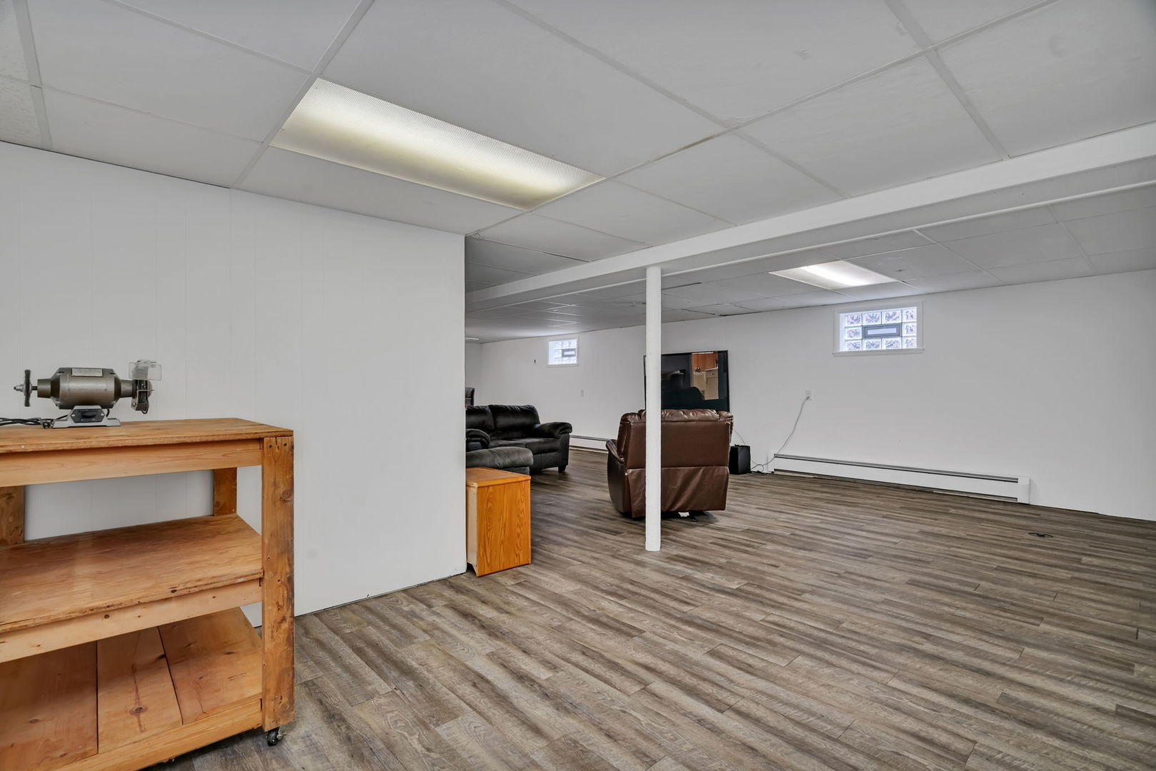 5725 S Monitor Avenue, Chicago, IL 60638