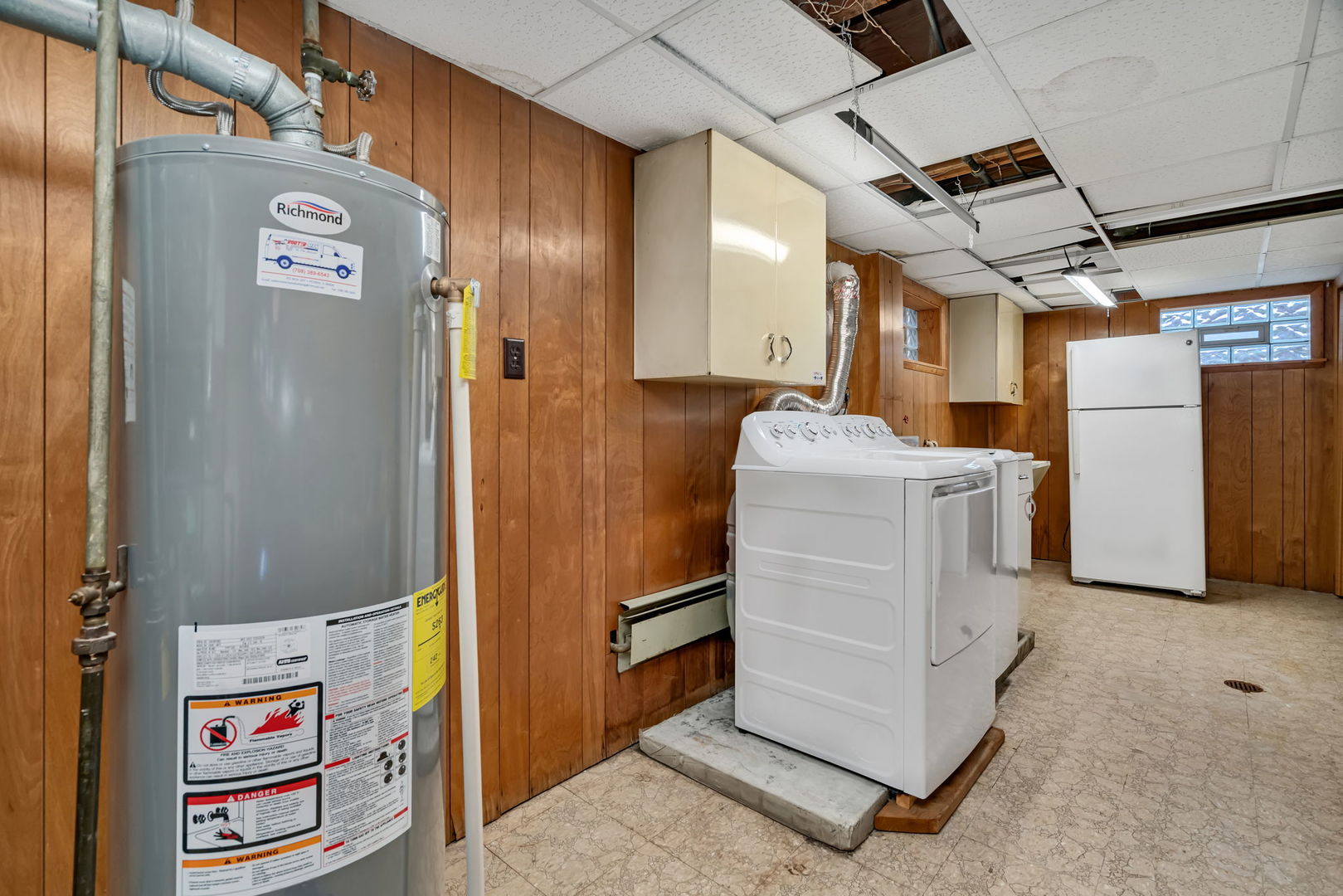 5725 S Monitor Avenue, Chicago, IL 60638