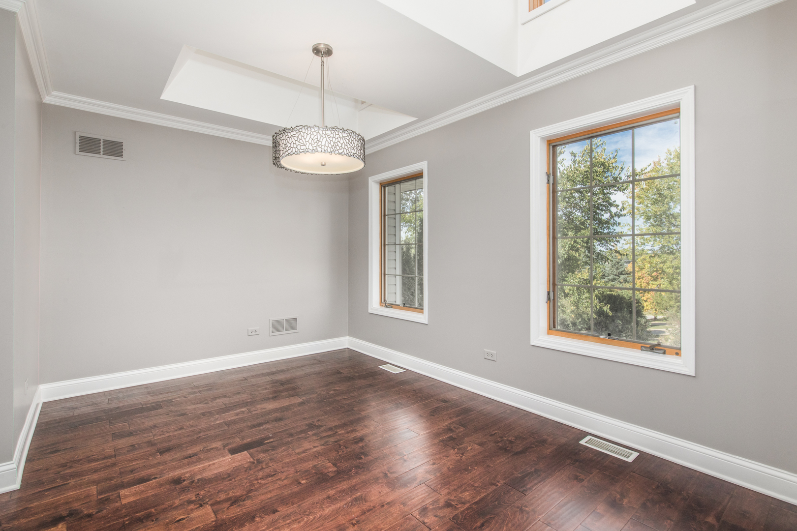 8 Division Court, Lemont, IL 60439