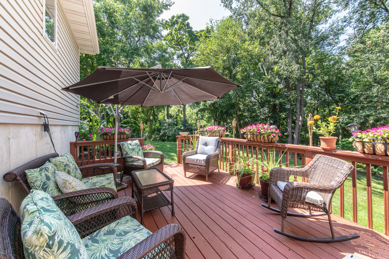 8 Division Court, Lemont, IL 60439