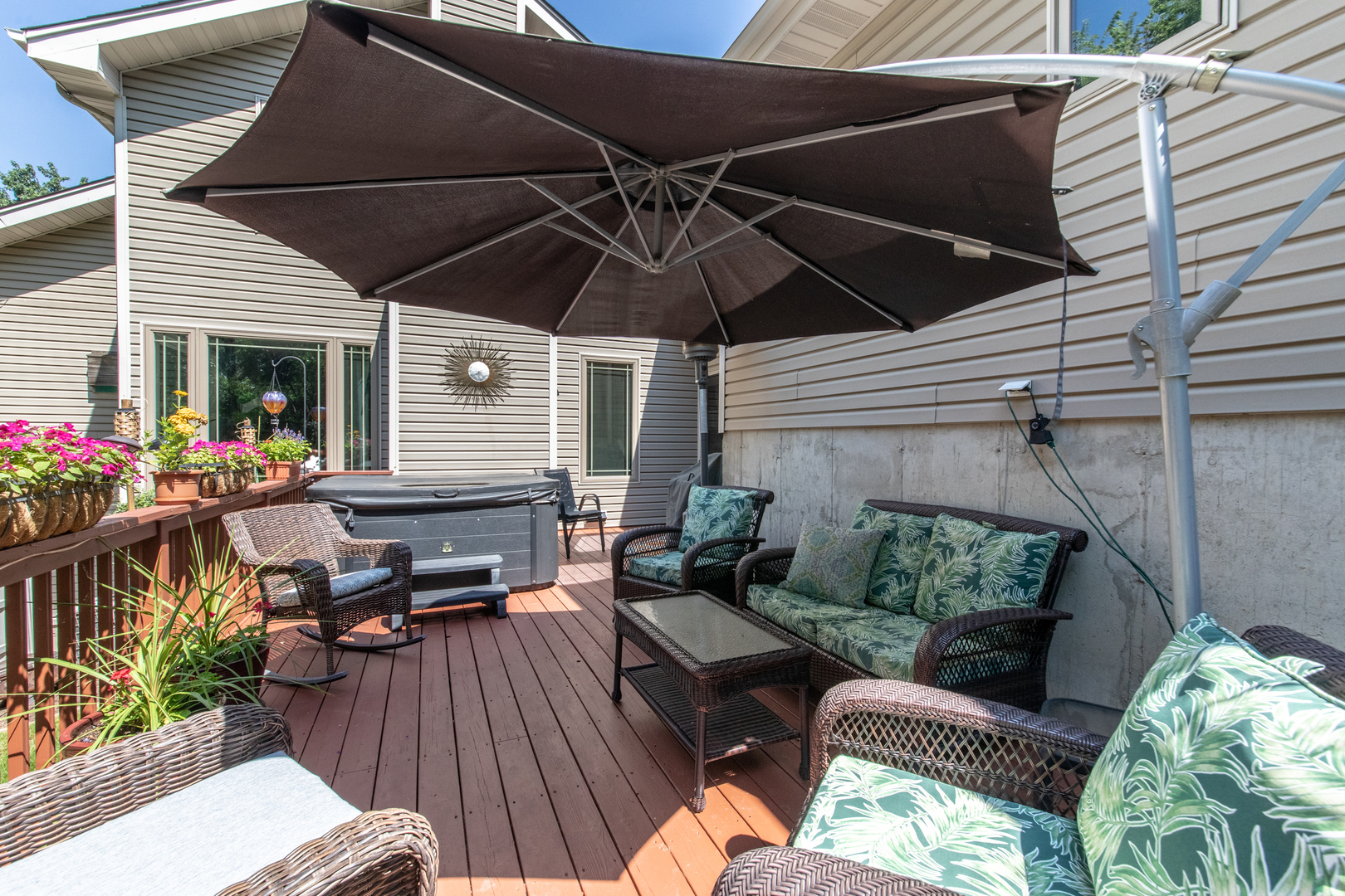 8 Division Court, Lemont, IL 60439