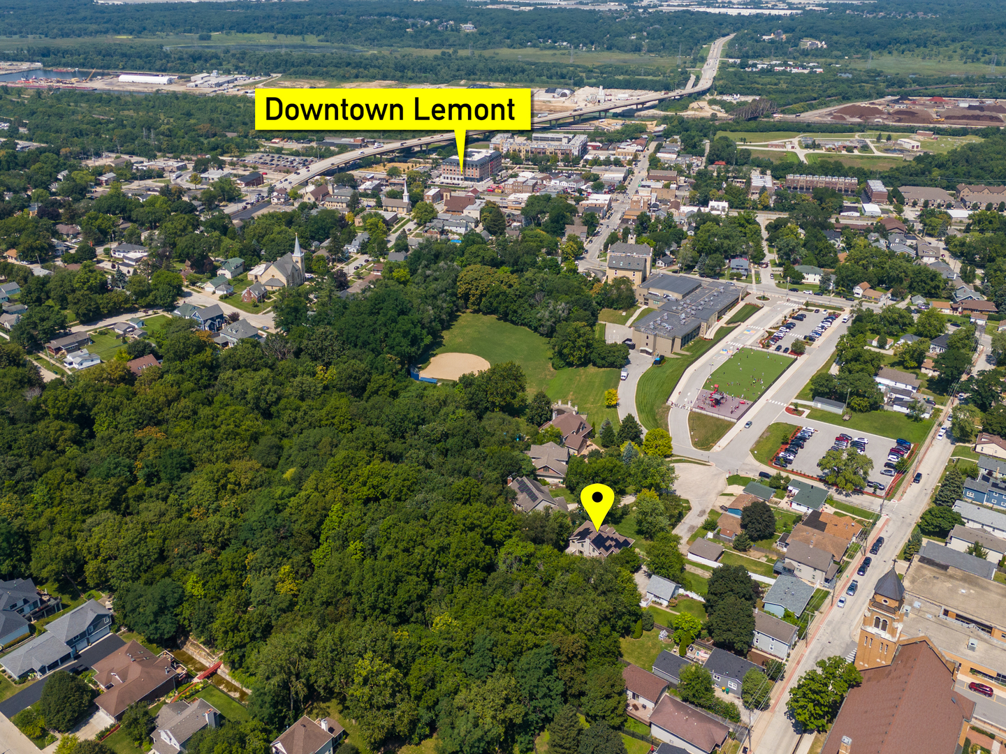 8 Division Court, Lemont, IL 60439