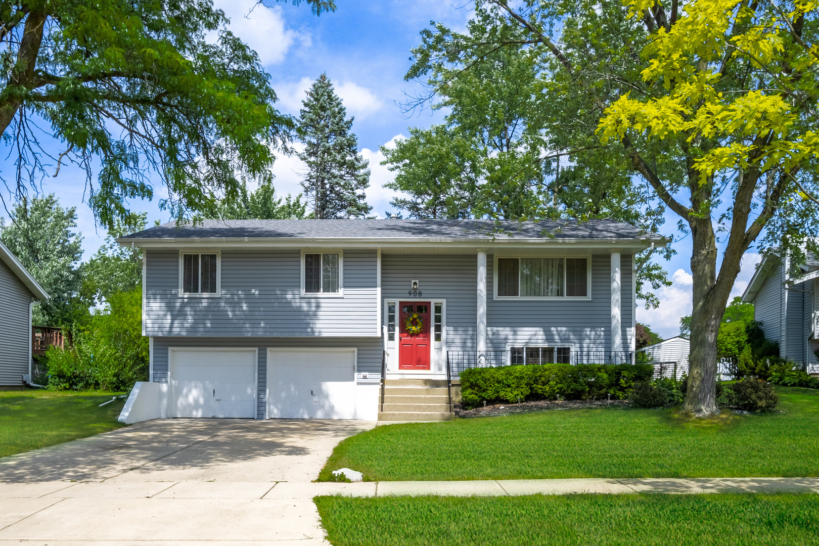 908 Jeffery Court, Schaumburg, IL 60193