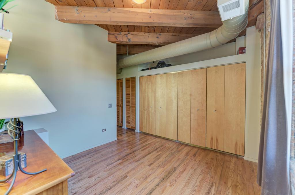 2161 N California Avenue #201, Chicago, IL 60647