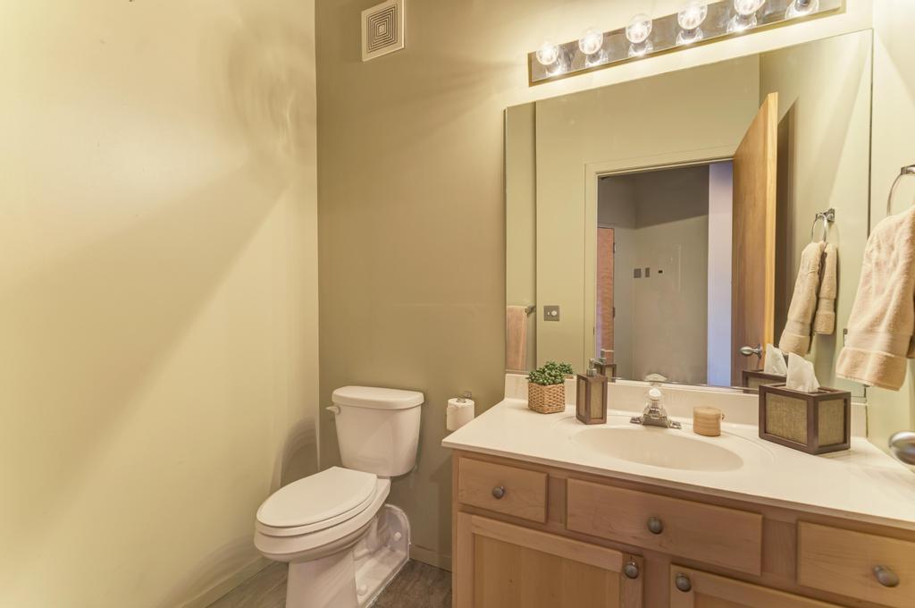 2161 N California Avenue #201, Chicago, IL 60647