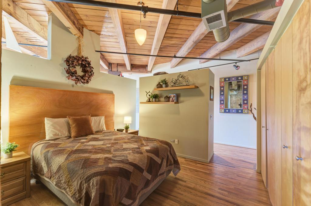 2161 N California Avenue #201, Chicago, IL 60647