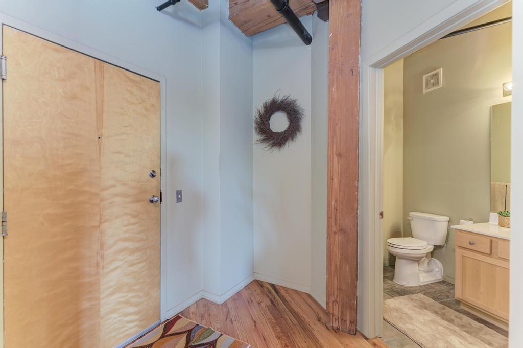 2161 N California Avenue #201, Chicago, IL 60647