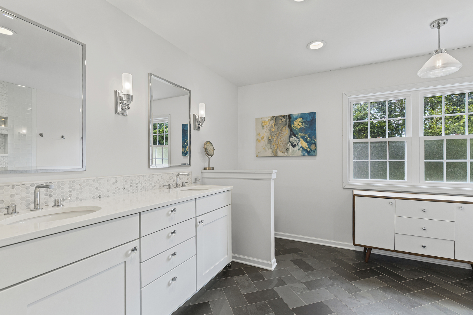 4829 Kings Way West, Gurnee, IL 60031
