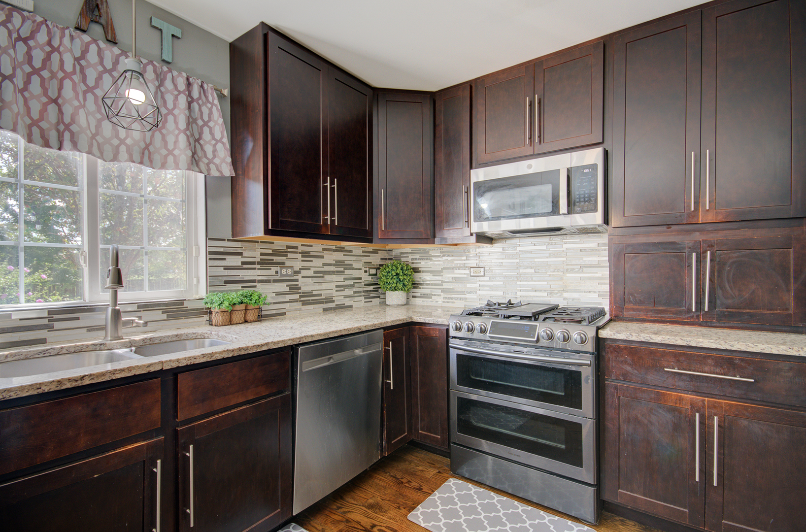 1014 Edgerton Drive, Joliet, IL 60435