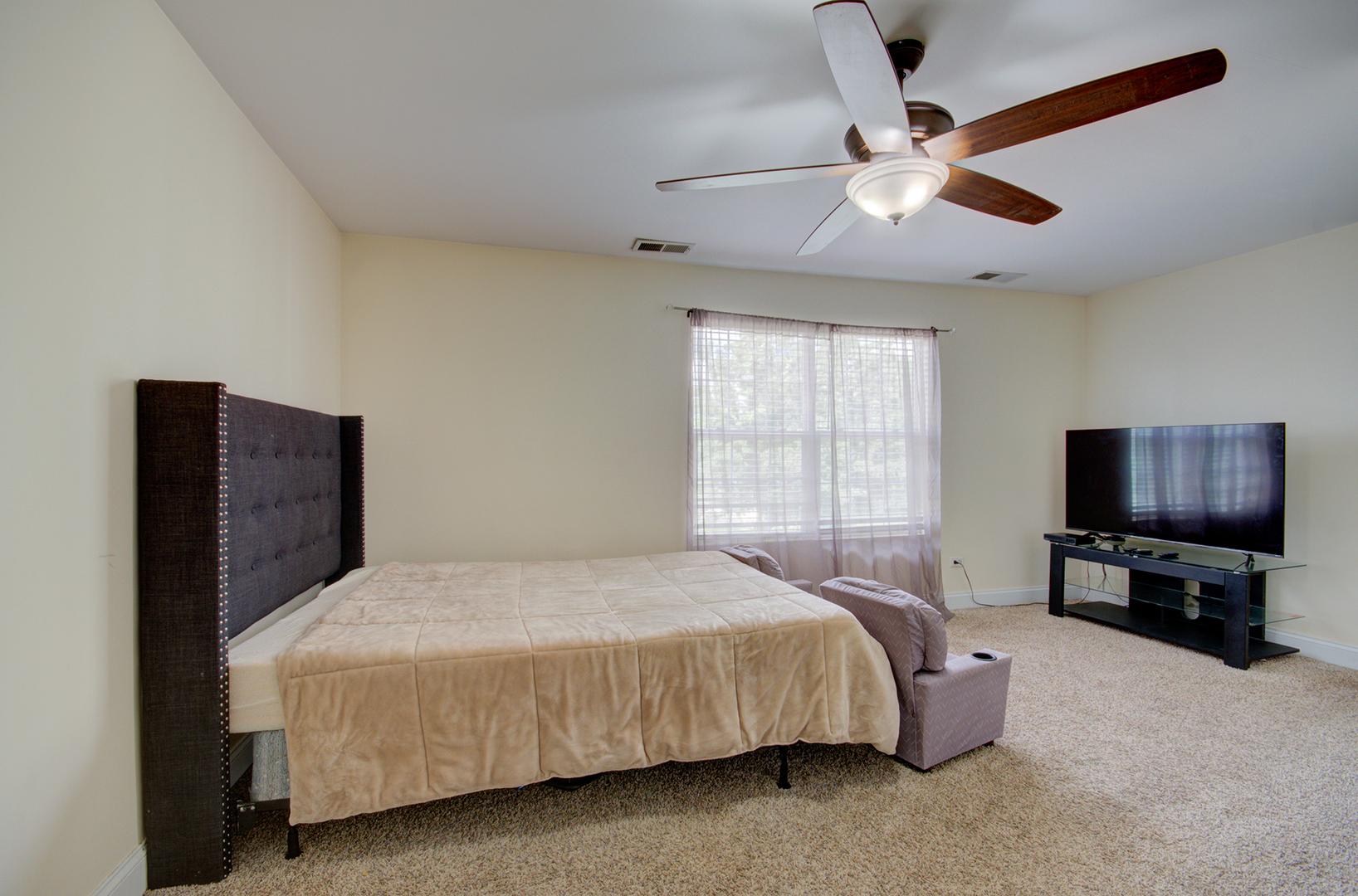 1014 Edgerton Drive, Joliet, IL 60435