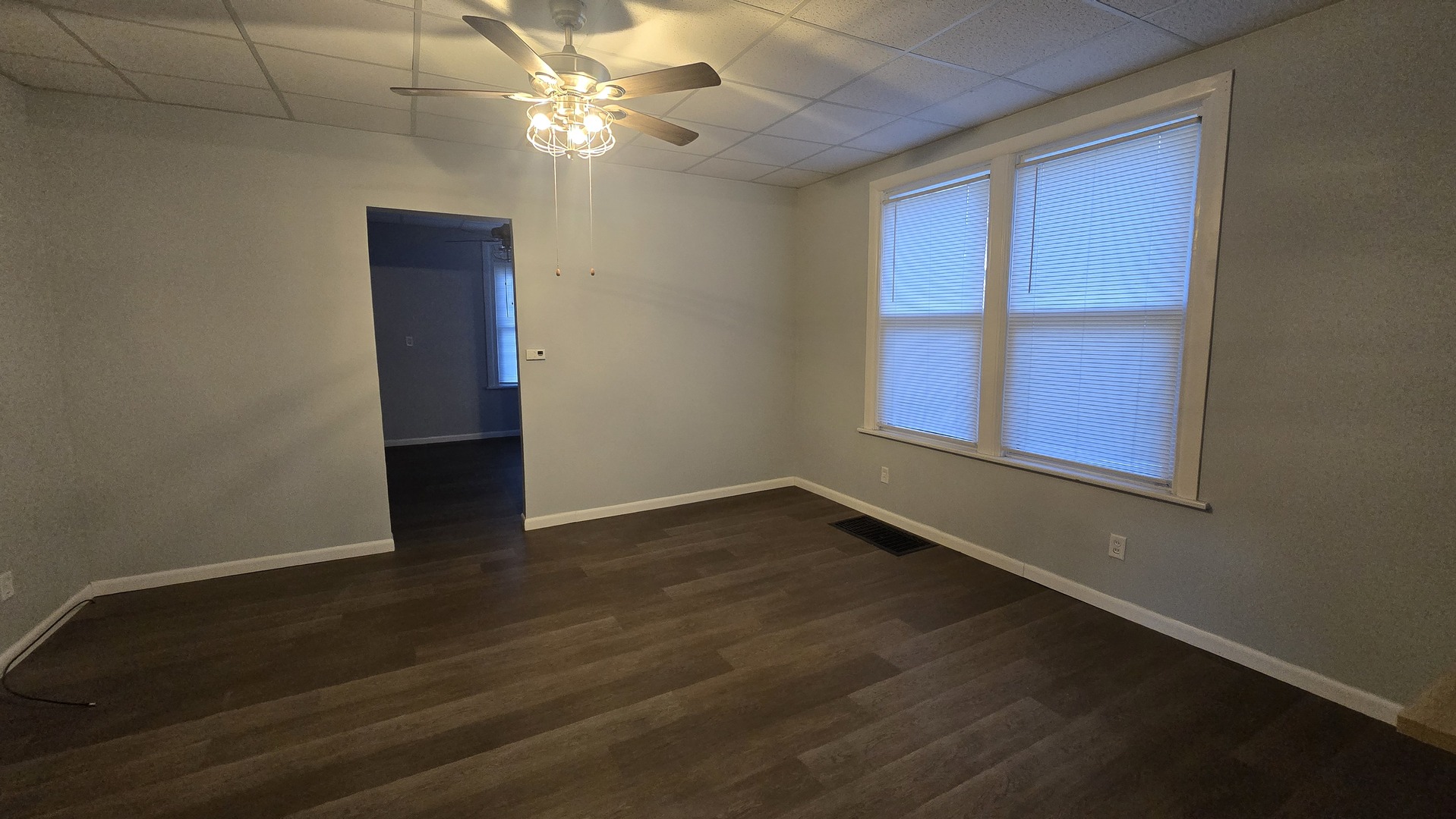 1352 Illinois Avenue, Ottawa, IL 61350