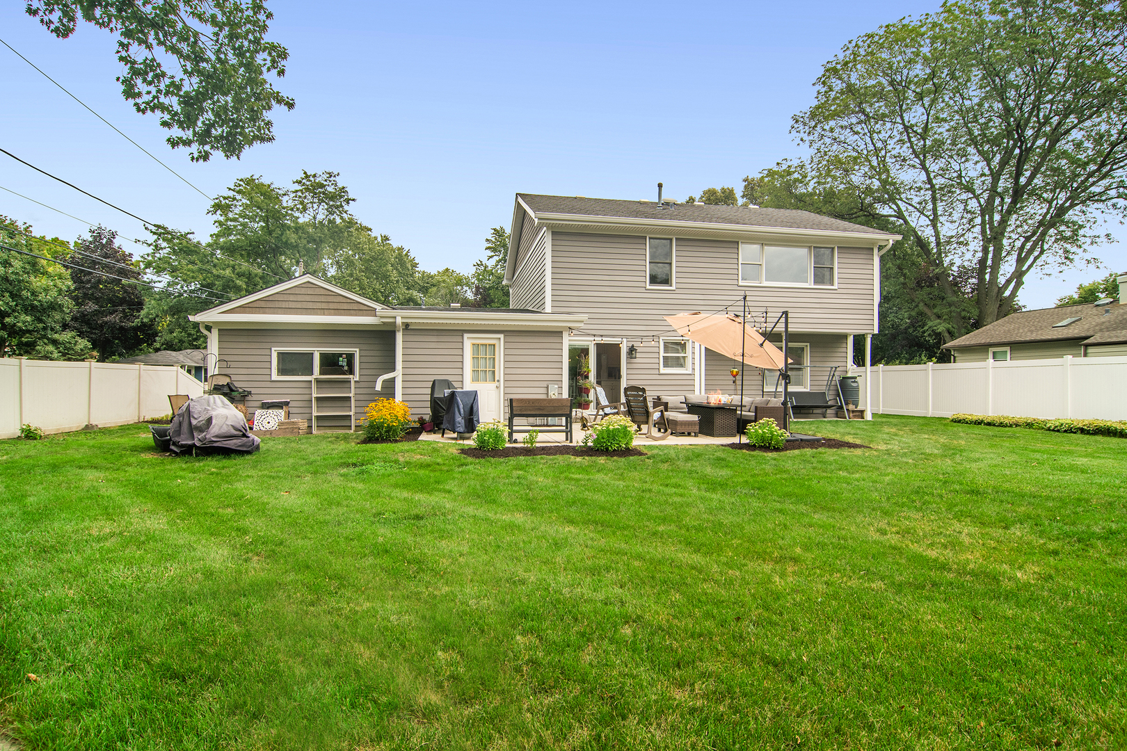 2805 Oriole Lane, Rolling Meadows, IL 60008