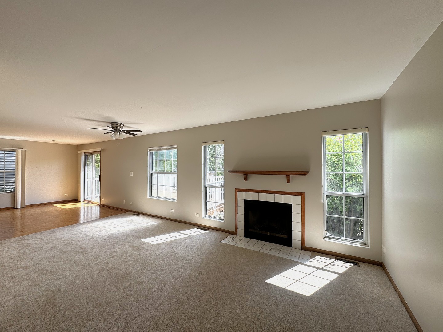 1604 ESTATE Circle, Naperville, IL 60565
