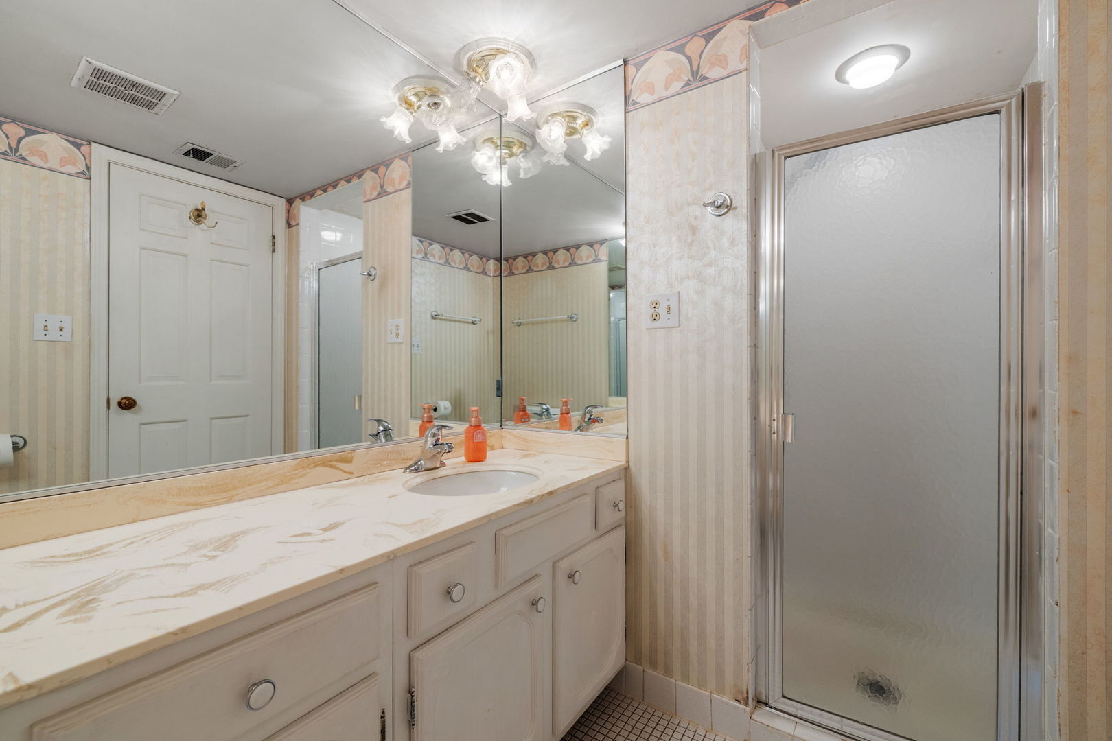 4114 W 99th Street #C, Oak Lawn, IL 60453
