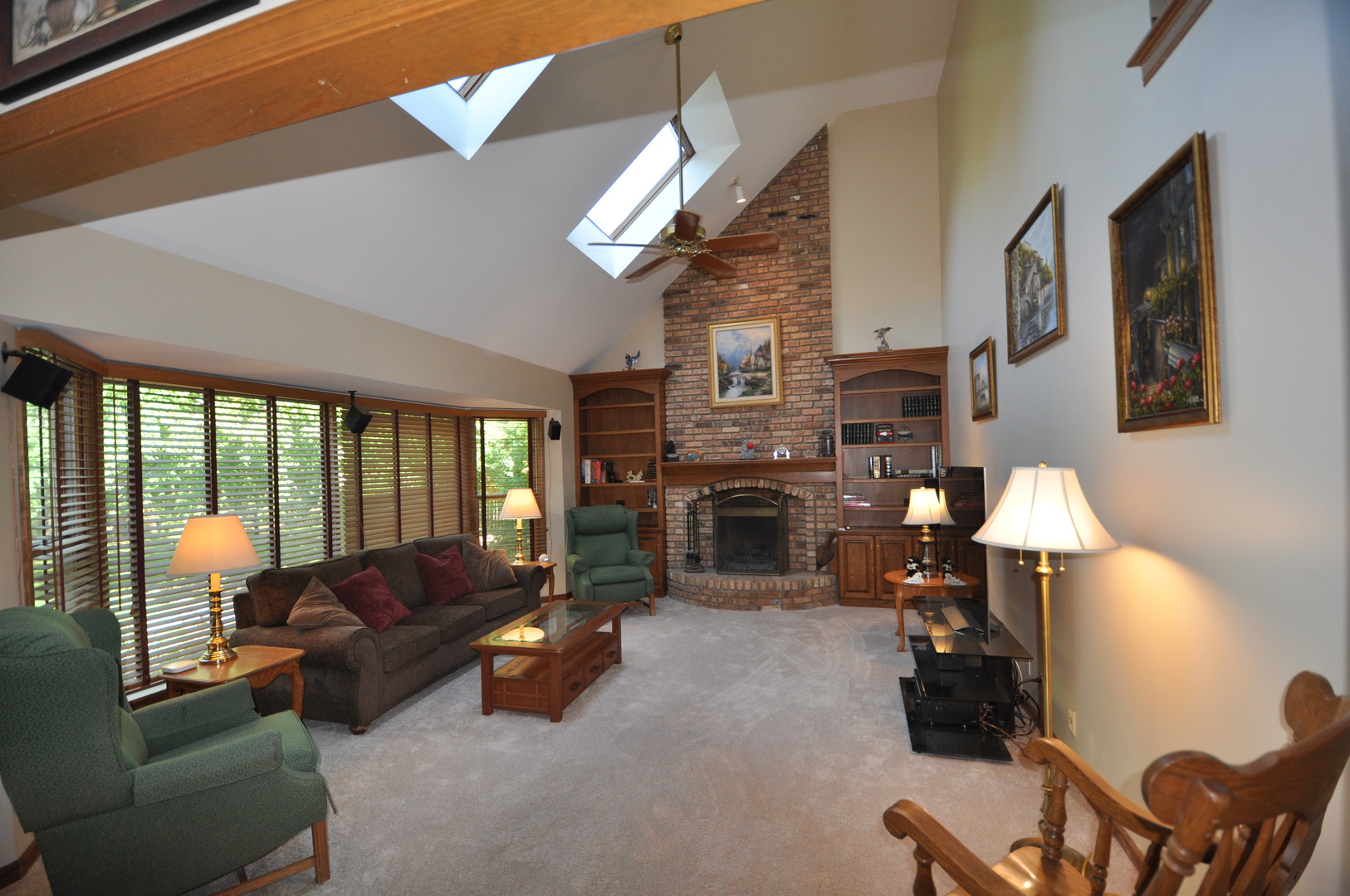 2625 Bobwhite Lane, West Chicago, IL 60185