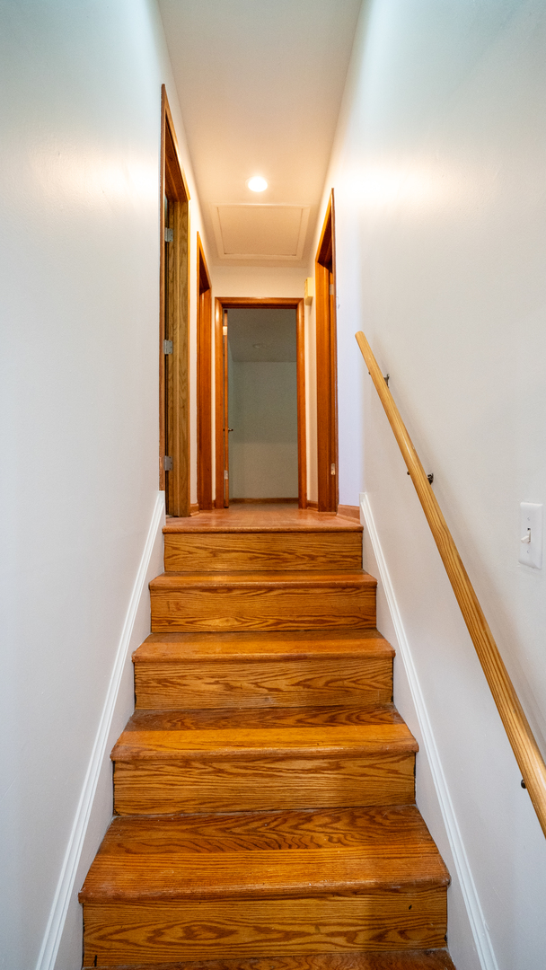 811 E 169th Place, South Holland, IL 60473