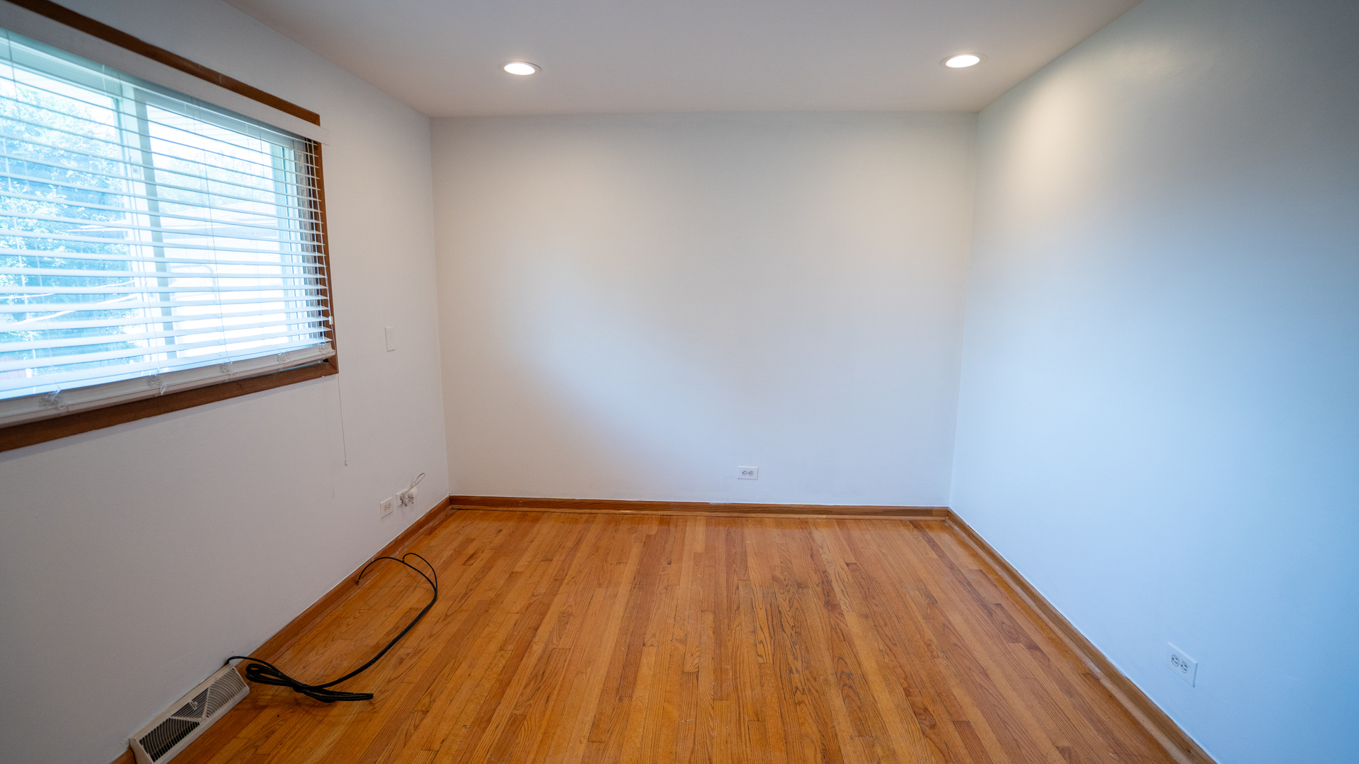811 E 169th Place, South Holland, IL 60473