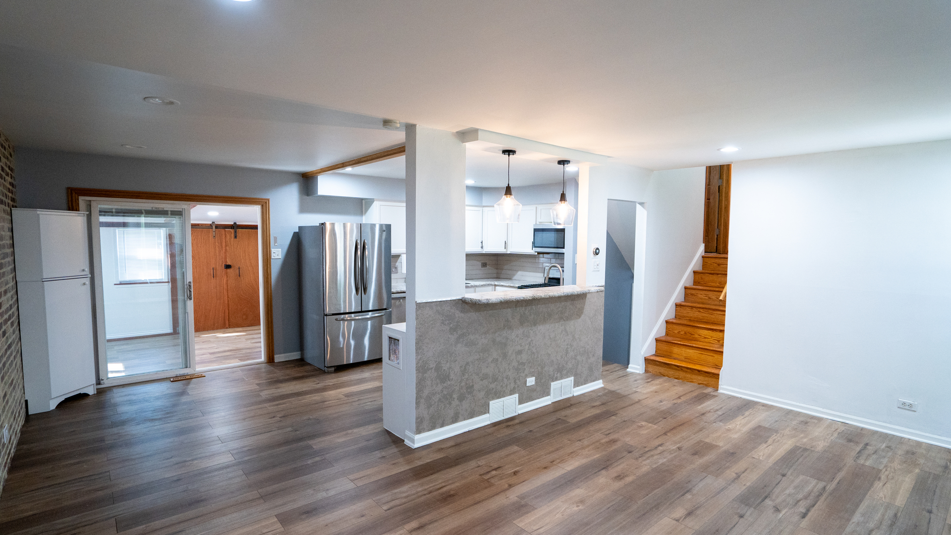 811 E 169th Place, South Holland, IL 60473
