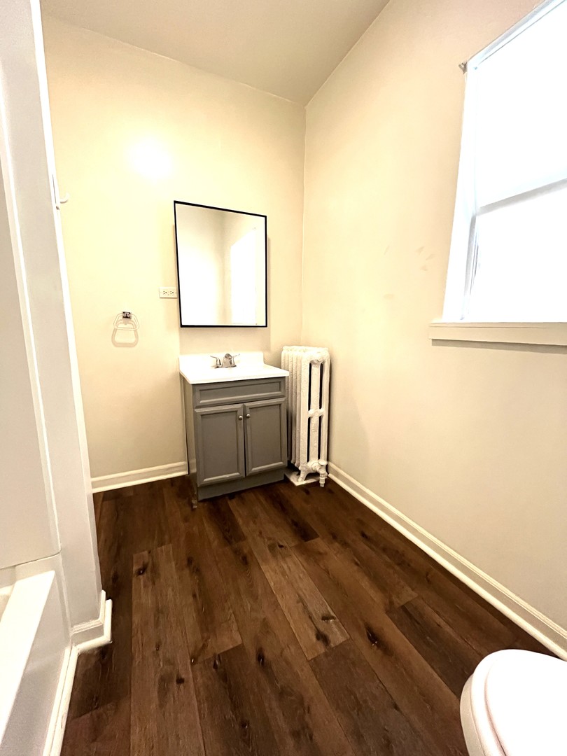 307 N Herkimer Street #2-R, Joliet, IL 60432