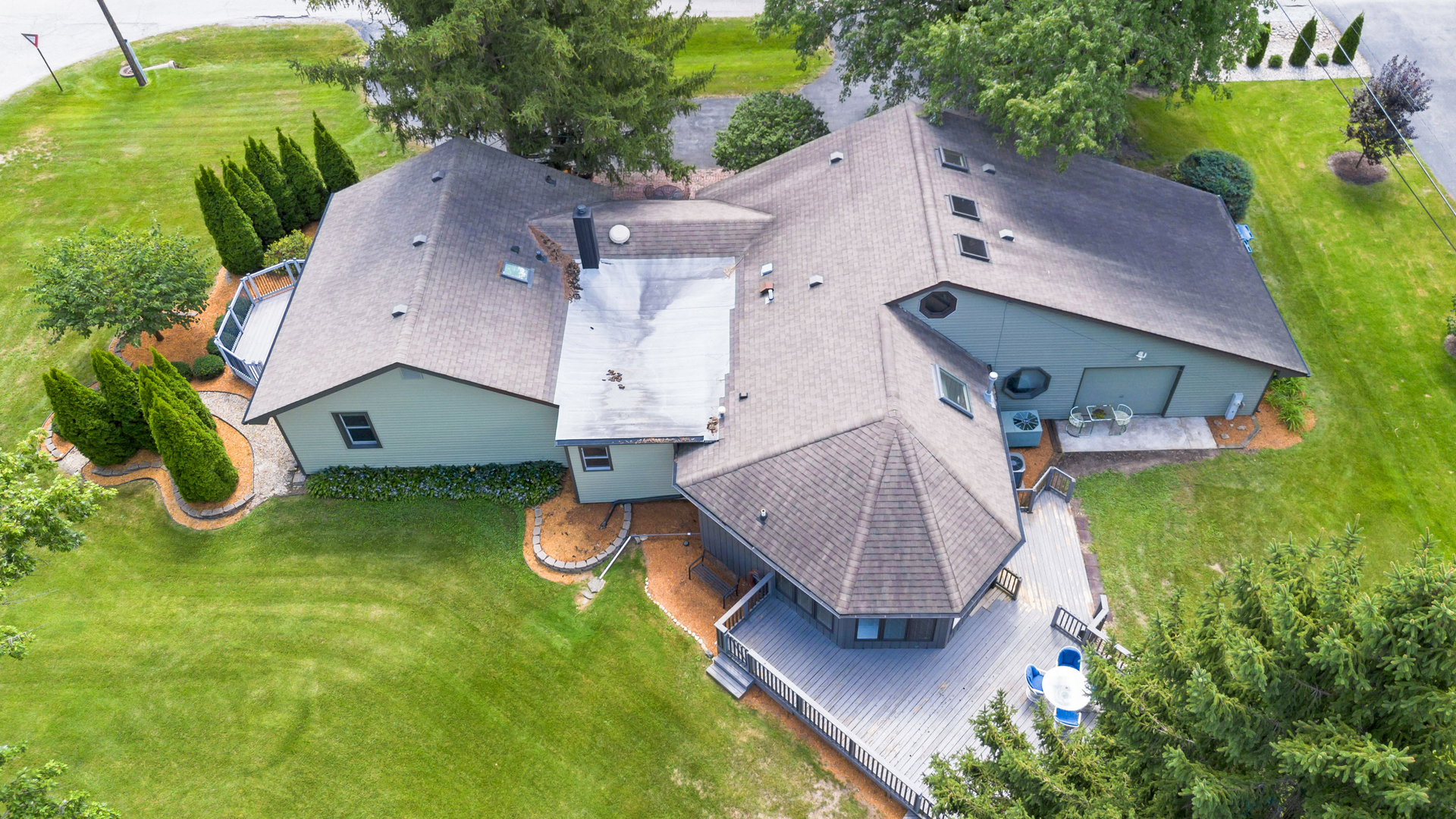 12246 S Nagle Avenue, Palos Heights, IL 60463