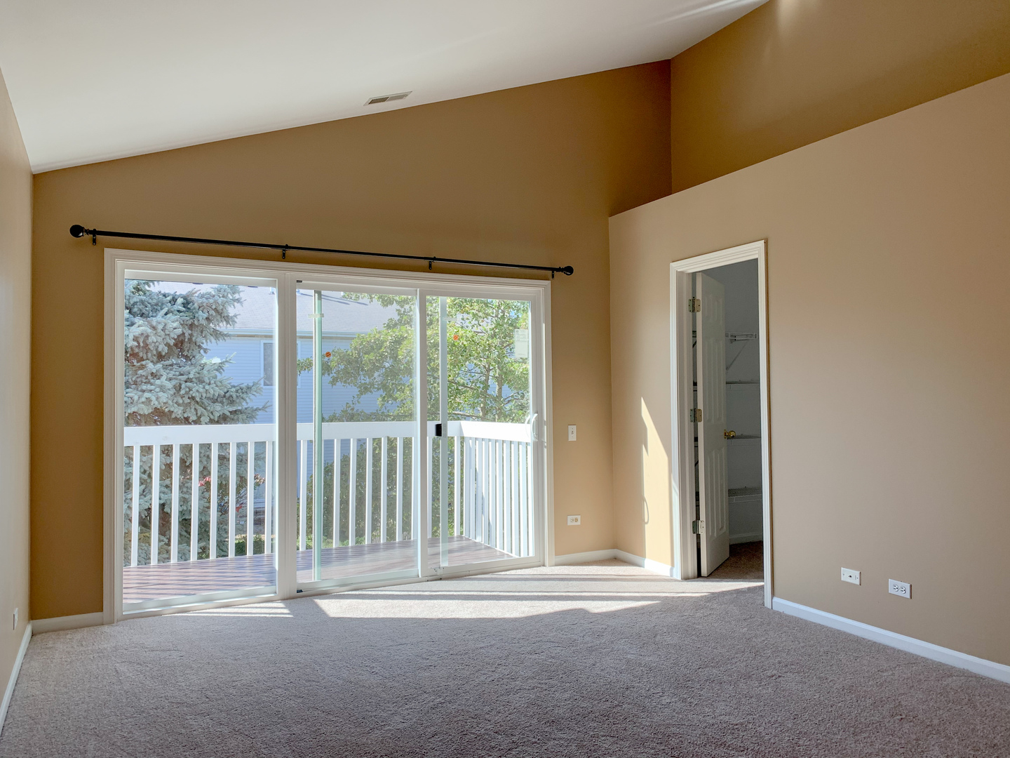 2905 STONEWATER Drive #2905, Naperville, IL 60564