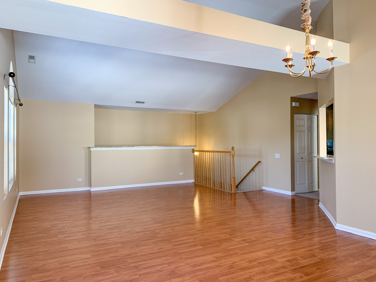 2905 STONEWATER Drive #2905, Naperville, IL 60564
