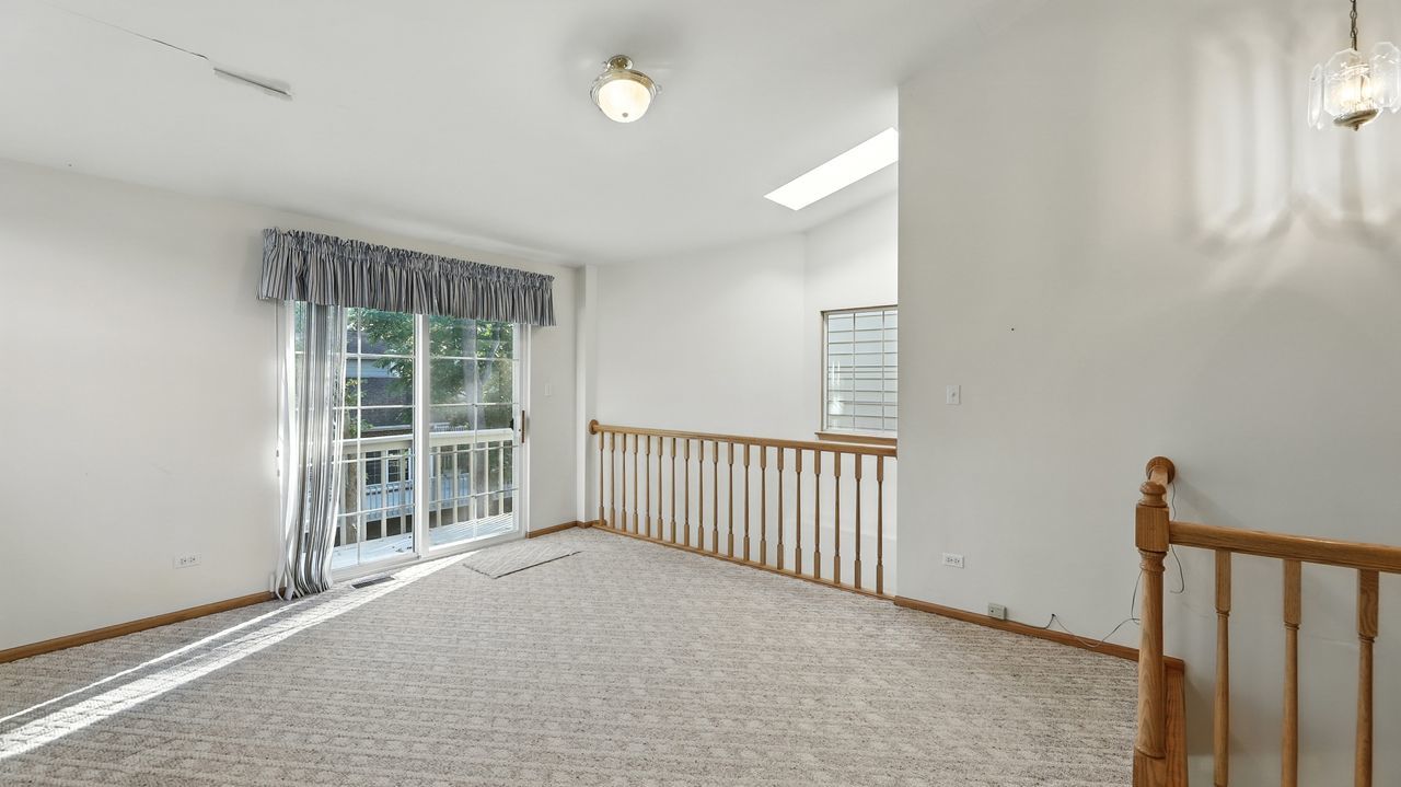 126 Willow Creek Lane #126, Willow Springs, IL 60480