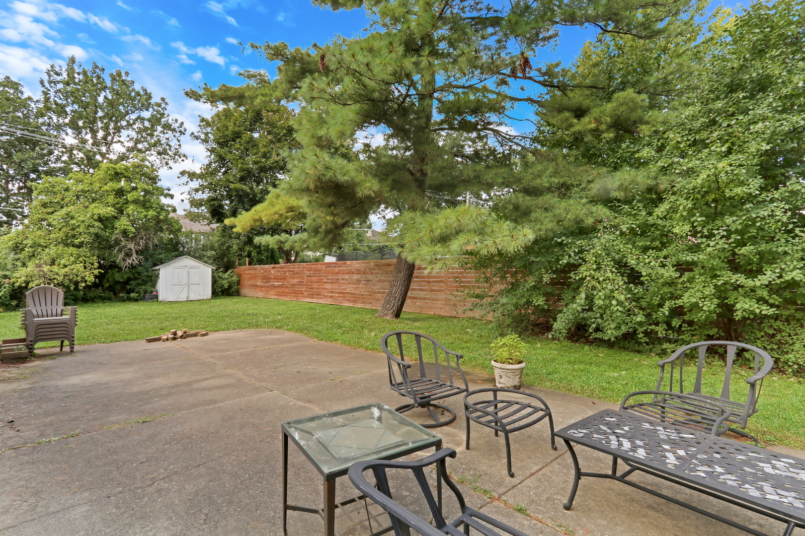18758 W Highfield Drive, Gurnee, IL 60031