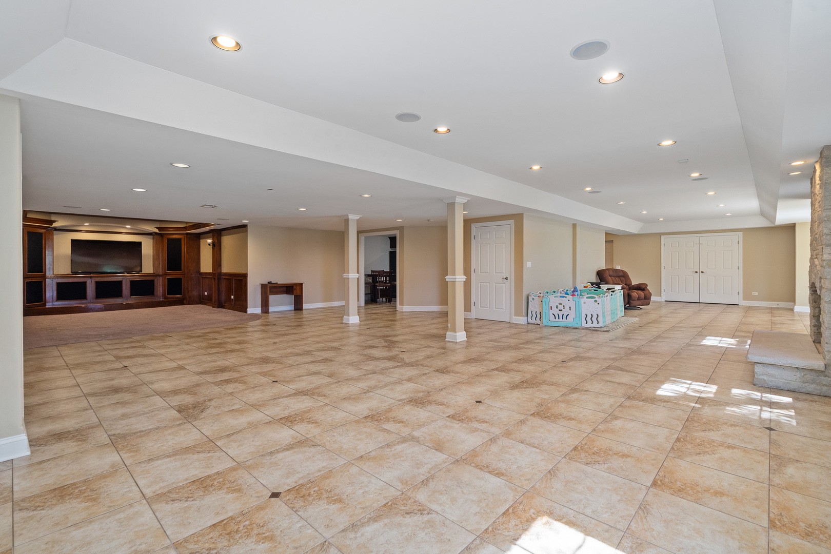 8421 W Blackthorne Way, Frankfort, IL 60423