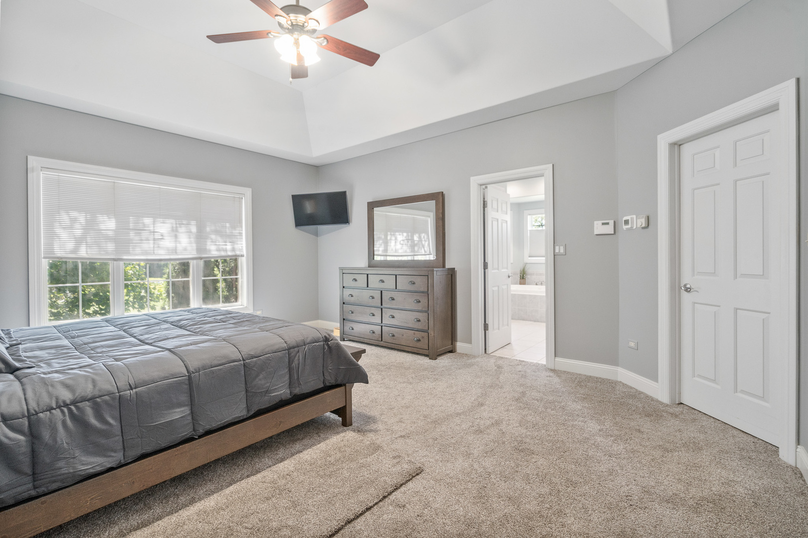 8421 W Blackthorne Way, Frankfort, IL 60423