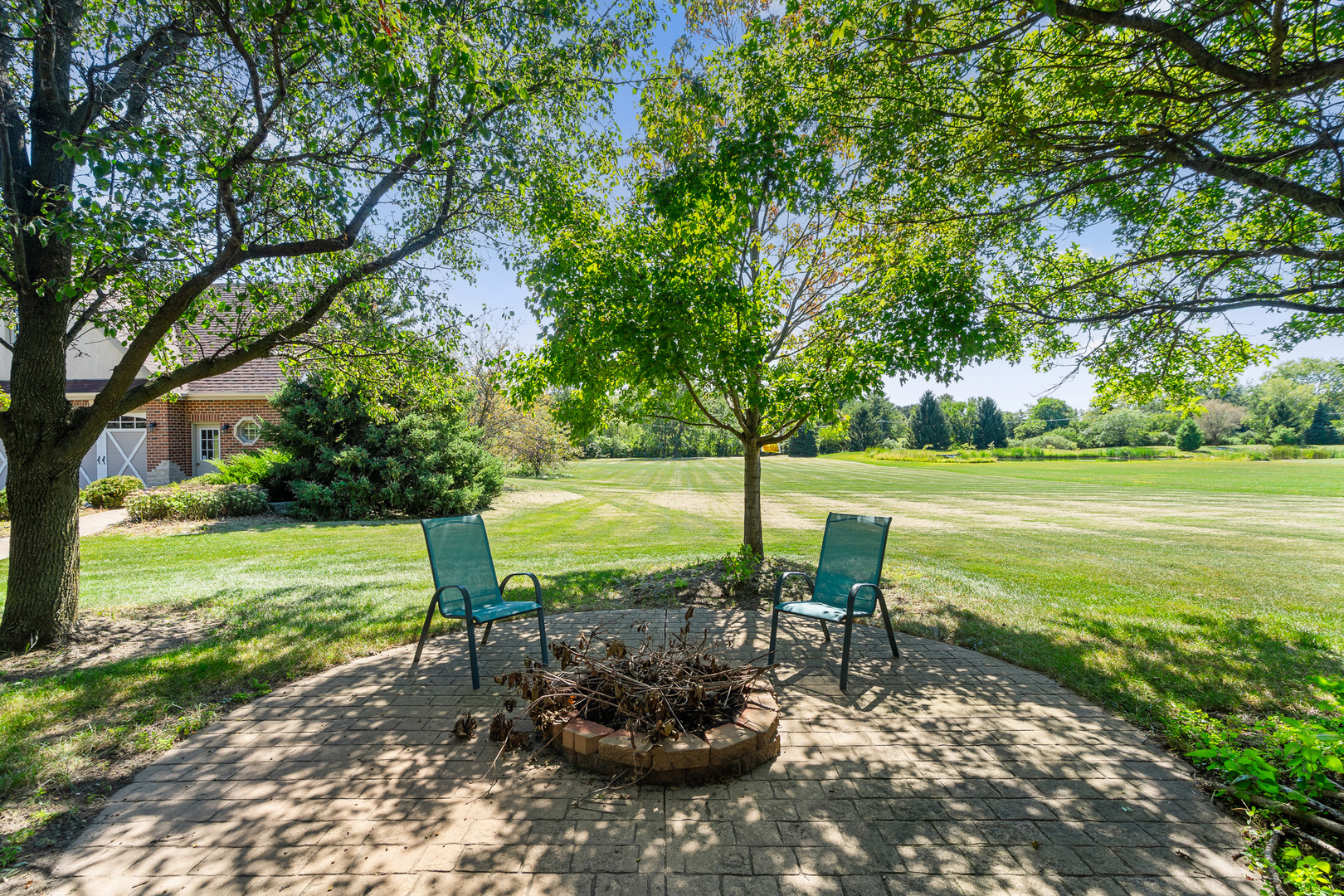 8421 W Blackthorne Way, Frankfort, IL 60423