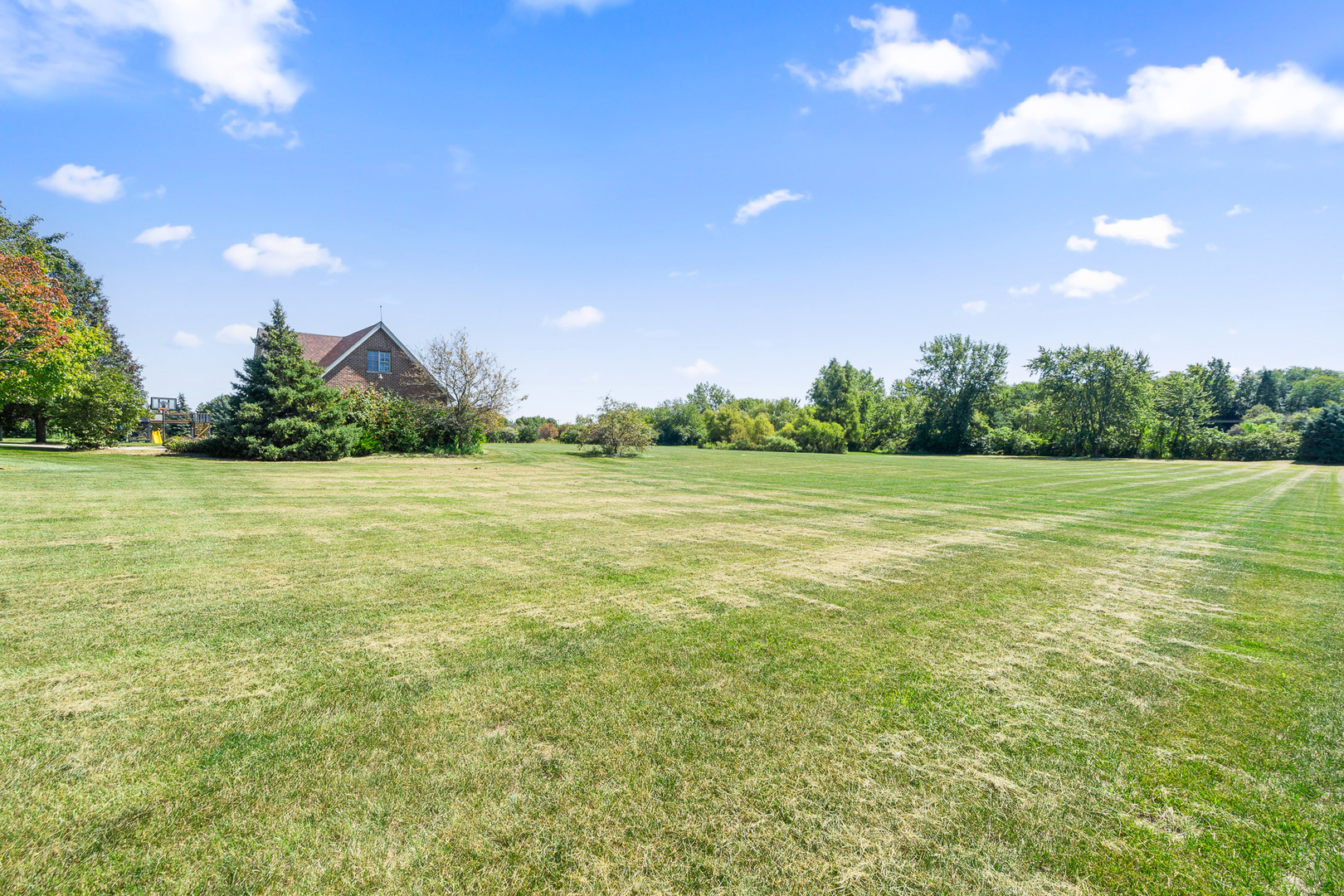 8421 W Blackthorne Way, Frankfort, IL 60423