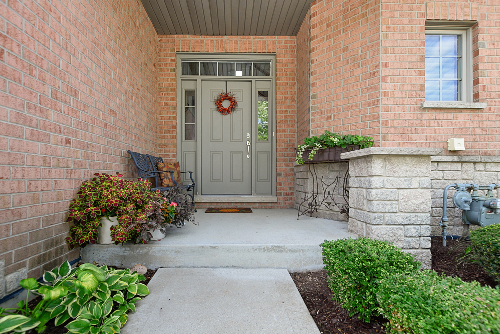 20399 Grosse Point Drive, Frankfort, IL 60423