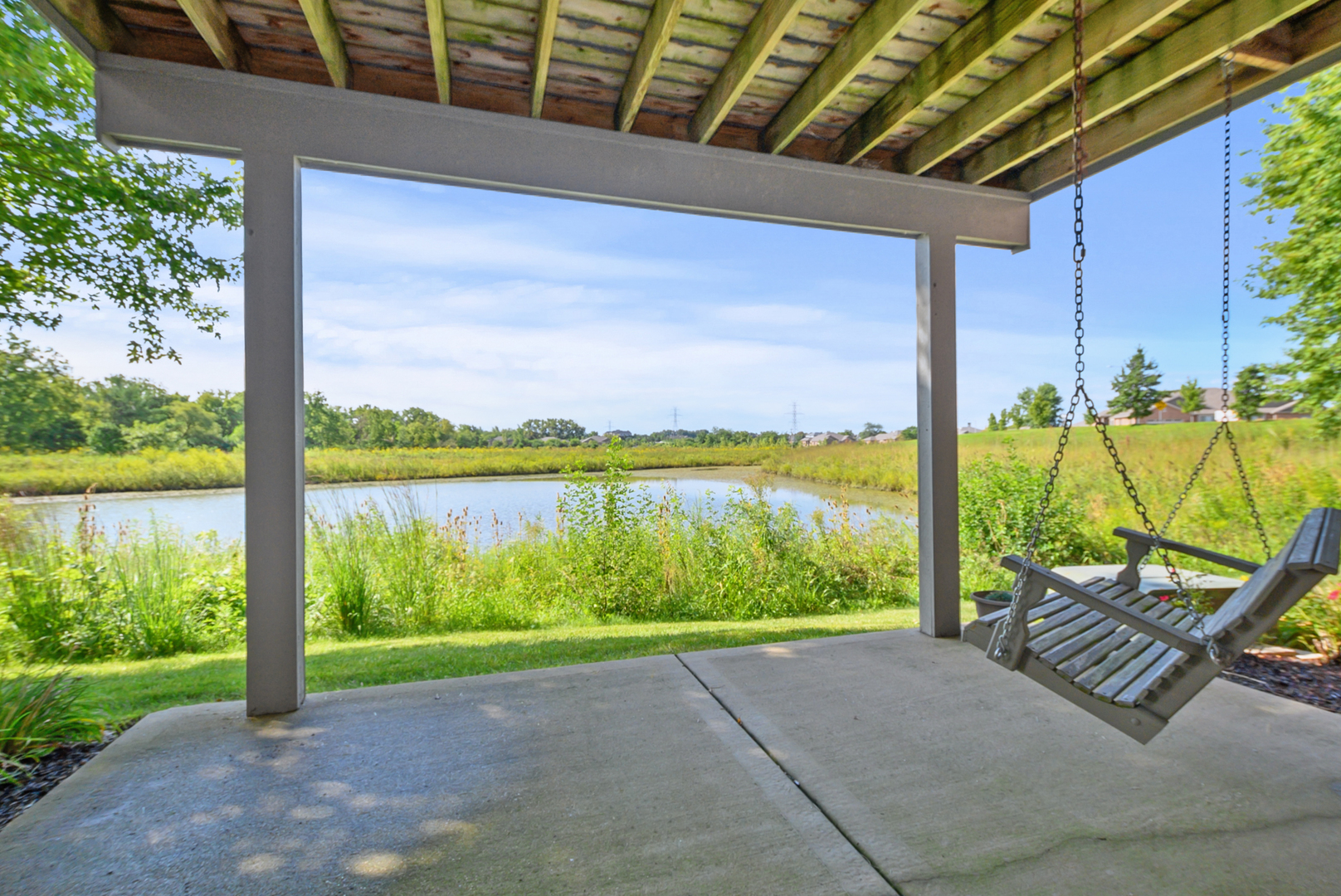 20399 Grosse Point Drive, Frankfort, IL 60423
