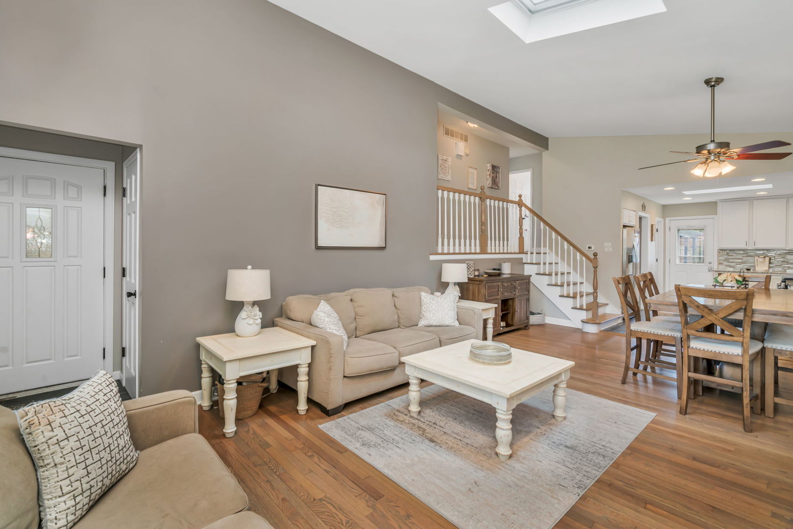 5009 W 105th Street, Oak Lawn, IL 60453