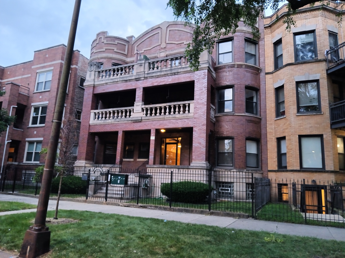 5741 S Michigan Avenue #1N, Chicago, IL 60637