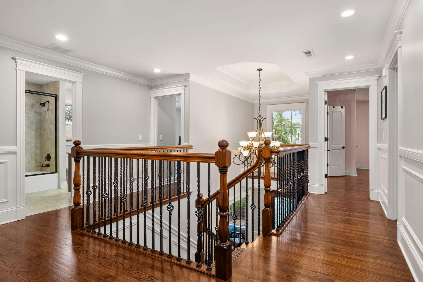 676 S Swain Avenue, Elmhurst, IL 60126