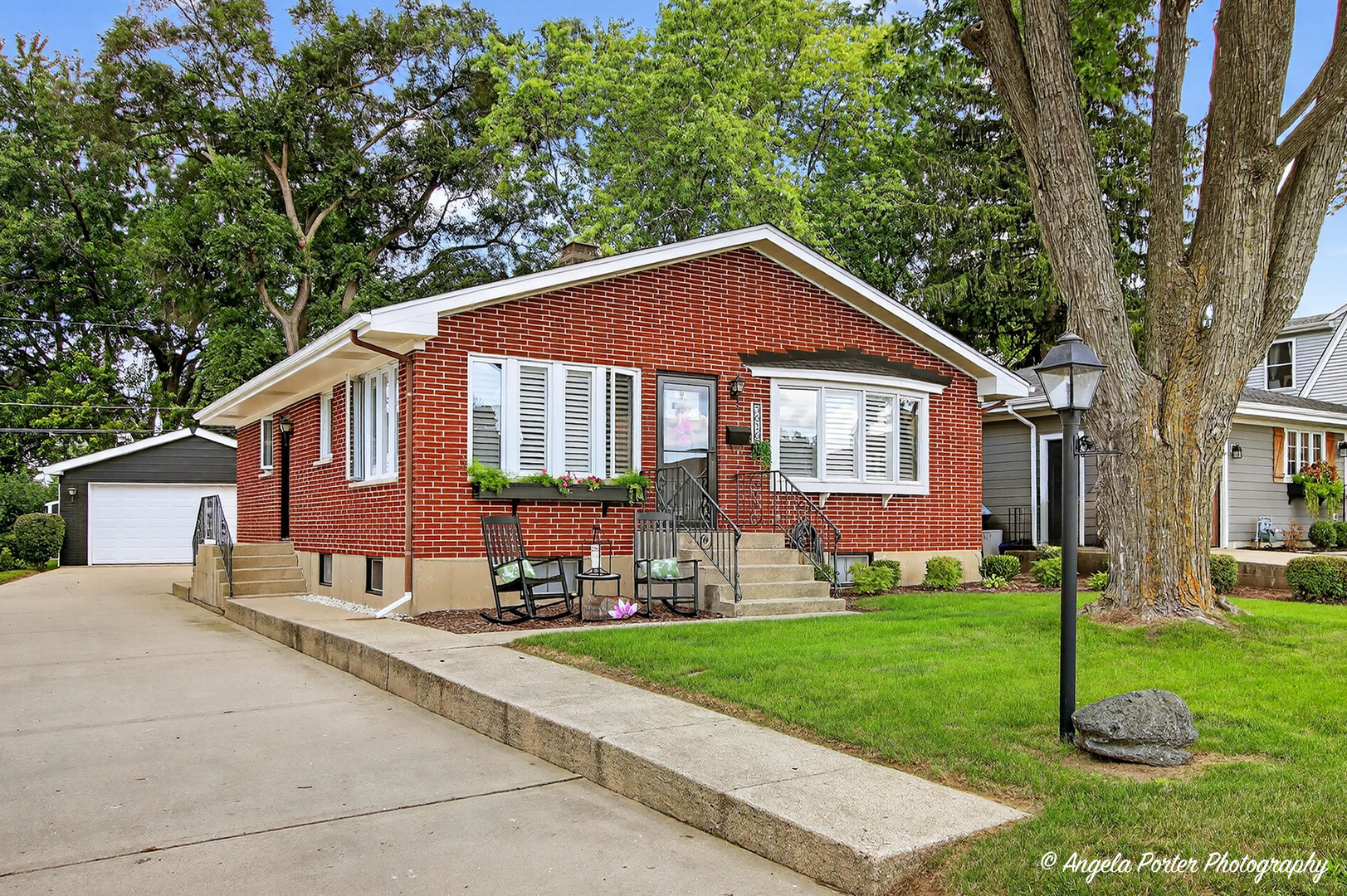 3616 Grand Avenue, McHenry, IL 60050