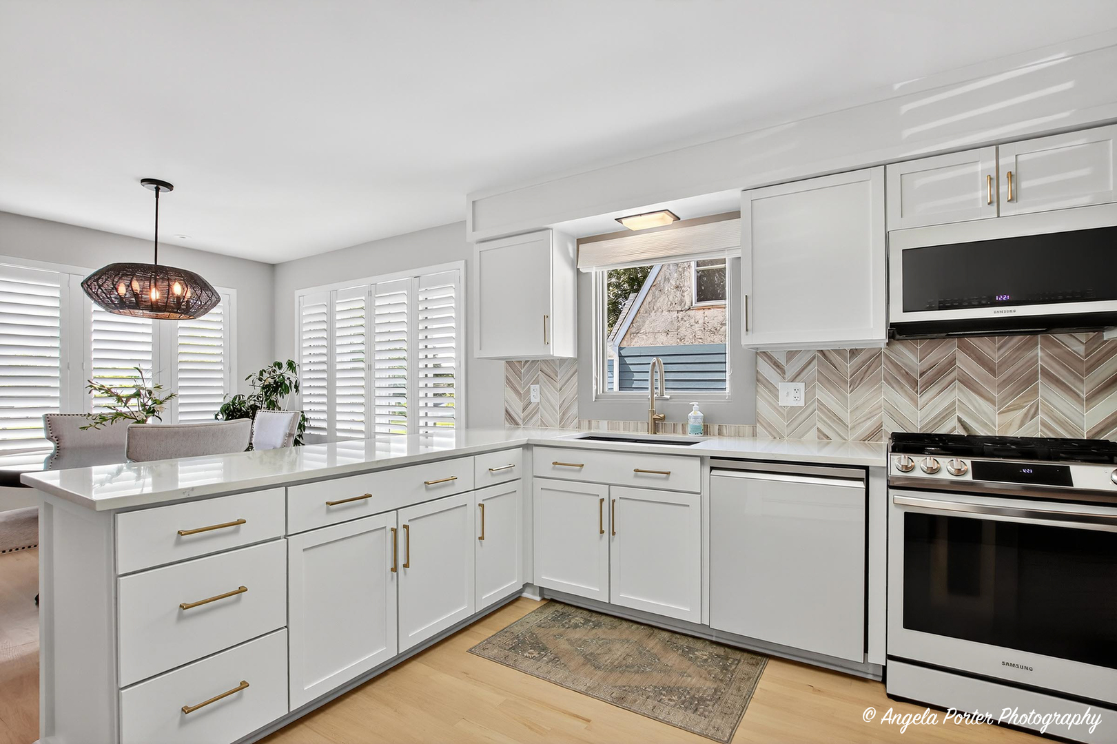 3616 Grand Avenue, McHenry, IL 60050