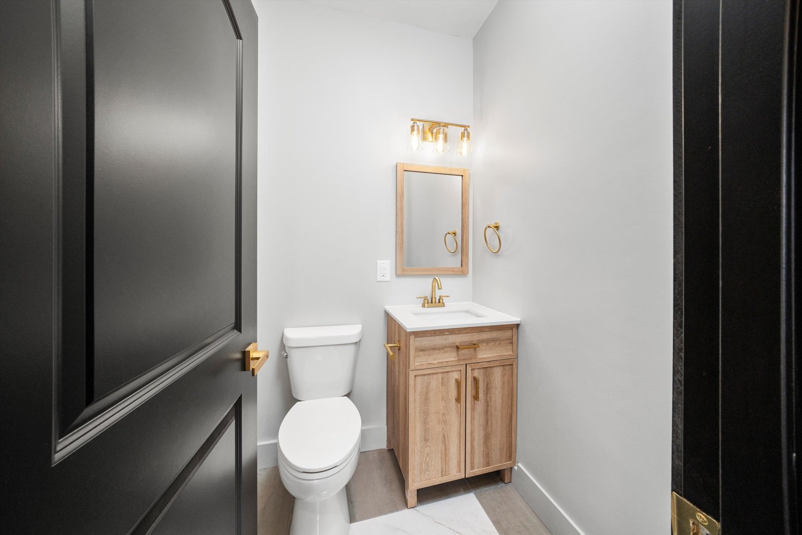 233 N Lorel Avenue, Chicago, IL 60644