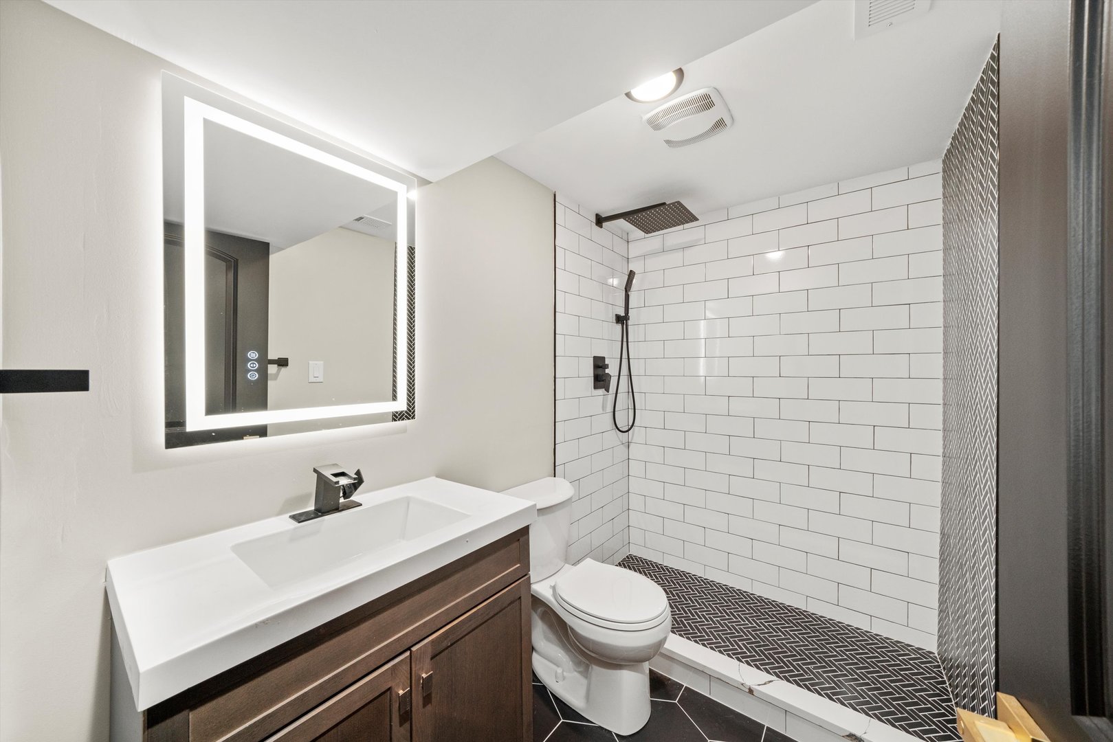 233 N Lorel Avenue, Chicago, IL 60644