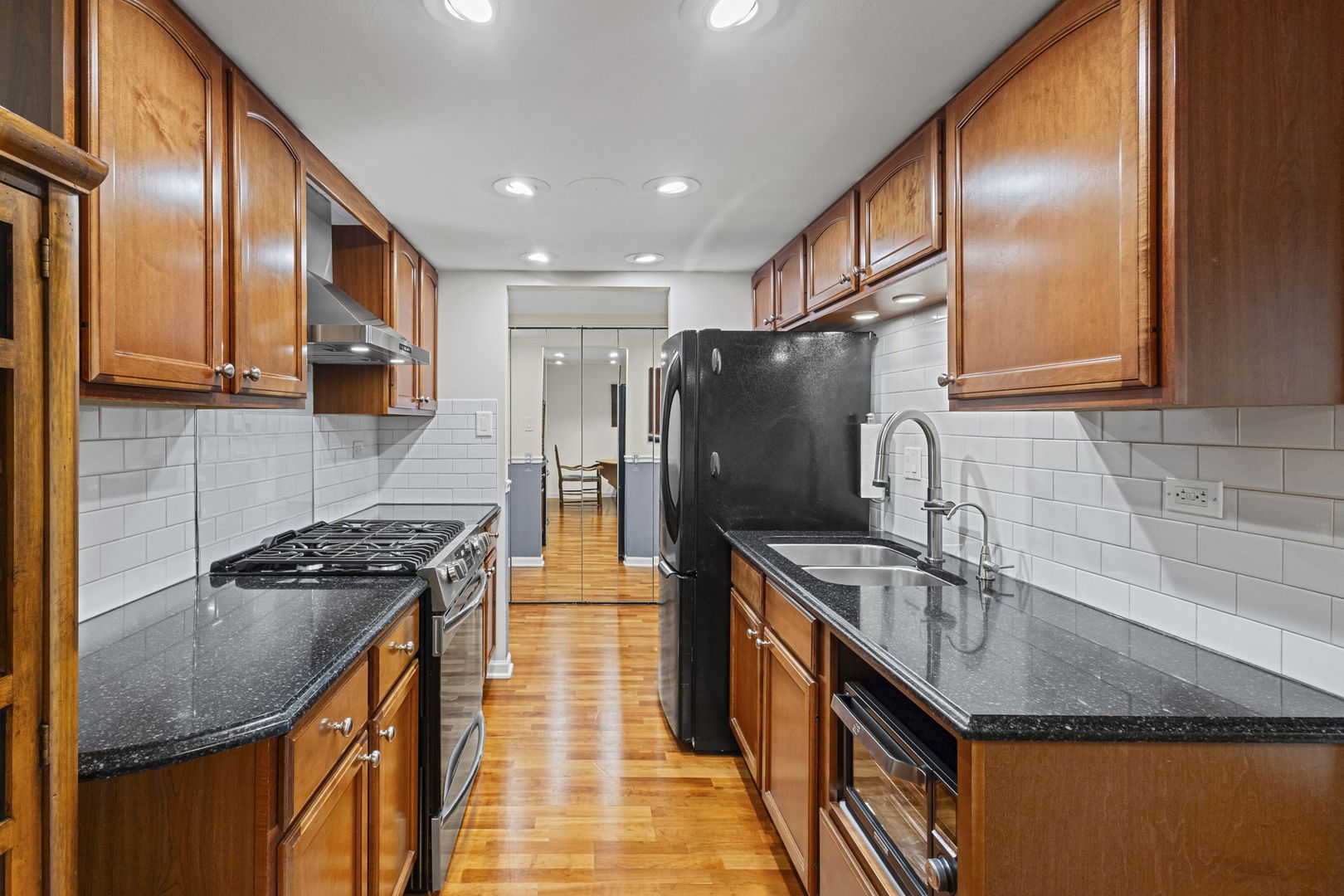 505 Redondo Drive #308, Downers Grove, IL 60516