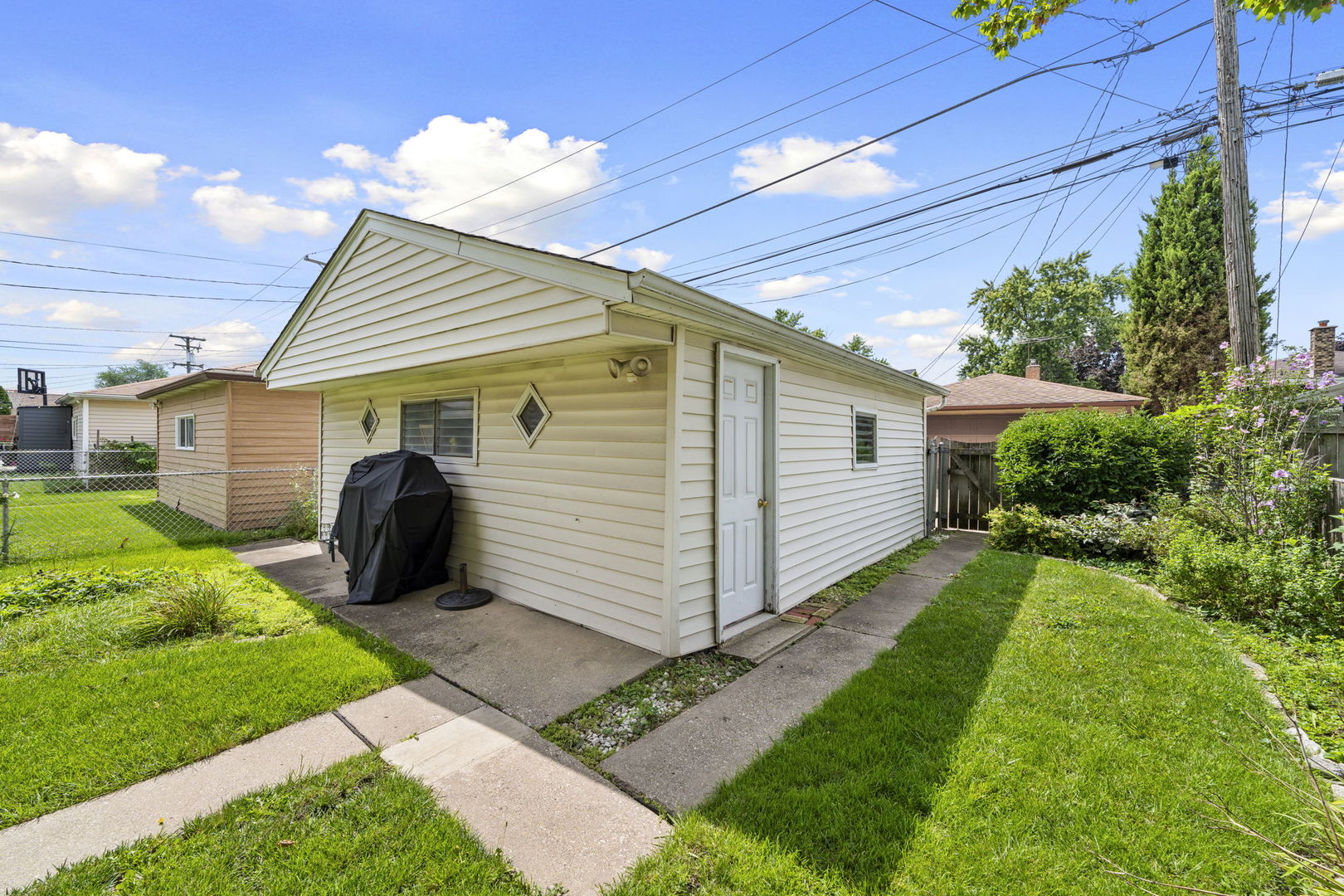 2636 West Street, River Grove, IL 60171